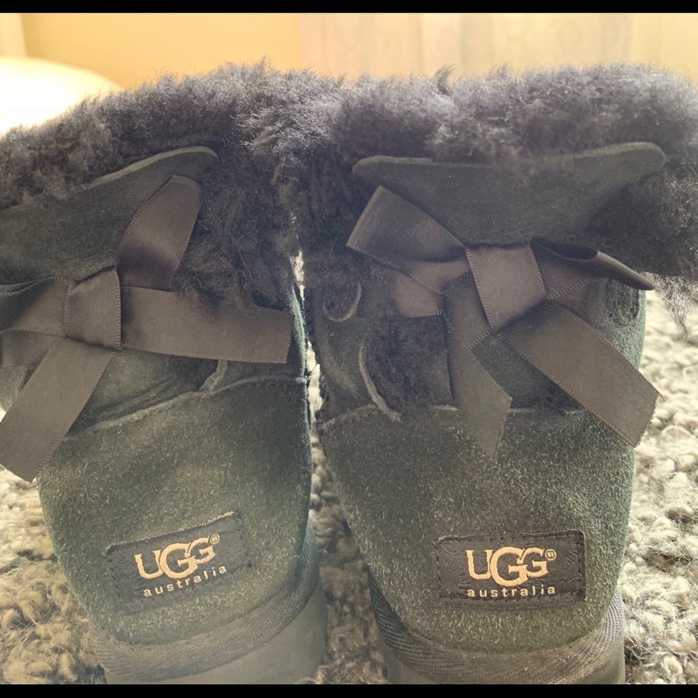 UGG - Picture 4 of 8